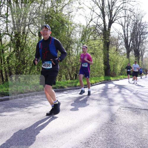 12.04.2026 - 45. Internationalen Wilhelmsburger Insellauf Yannick Fuchs http://msf.ph/oto/9484591 12.04.2026 10:27:04 Laufen 4030, 2106, 4679 meine-sportfotos.de