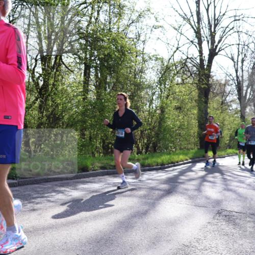 12.04.2026 - 45. Internationalen Wilhelmsburger Insellauf Yannick Fuchs http://msf.ph/oto/9484608 12.04.2026 10:33:51 Laufen 173, 2810, 4815 meine-sportfotos.de