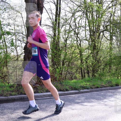 12.04.2026 - 45. Internationalen Wilhelmsburger Insellauf Yannick Fuchs http://msf.ph/oto/9484612 12.04.2026 10:27:05 Laufen 106 meine-sportfotos.de