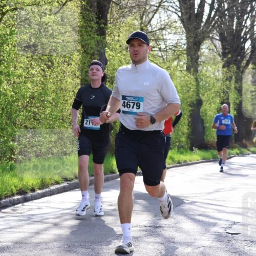 12.04.2026 - 45. Internationalen Wilhelmsburger Insellauf Yannick Fuchs http://msf.ph/oto/9484619 12.04.2026 10:27:06 Laufen 21, 4679, 2548 meine-sportfotos.de
