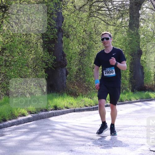 12.04.2026 - 45. Internationalen Wilhelmsburger Insellauf Yannick Fuchs http://msf.ph/oto/9484620 12.04.2026 10:46:03 Laufen 2900, 4896 meine-sportfotos.de