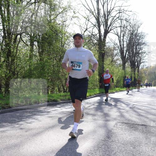 12.04.2026 - 45. Internationalen Wilhelmsburger Insellauf Yannick Fuchs http://msf.ph/oto/9484635 12.04.2026 10:27:07 Laufen 4679, 2710 meine-sportfotos.de
