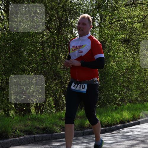 12.04.2026 - 45. Internationalen Wilhelmsburger Insellauf Yannick Fuchs http://msf.ph/oto/9484654 12.04.2026 10:27:09 Laufen 2710 meine-sportfotos.de