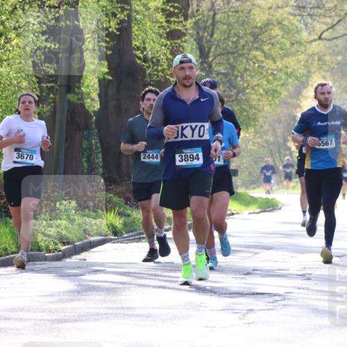 12.04.2026 - 45. Internationalen Wilhelmsburger Insellauf Yannick Fuchs http://msf.ph/oto/9484724 12.04.2026 10:27:17 Laufen 3670, 5567, 2444, 3894, 1257 meine-sportfotos.de
