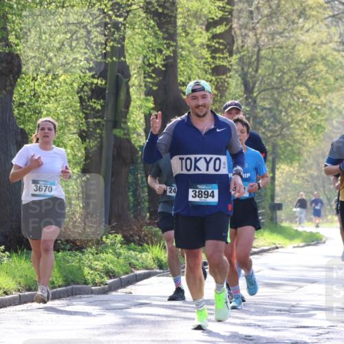 12.04.2026 - 45. Internationalen Wilhelmsburger Insellauf Yannick Fuchs http://msf.ph/oto/9484732 12.04.2026 10:27:17 Laufen 24, 3670, 3894, 5567 meine-sportfotos.de