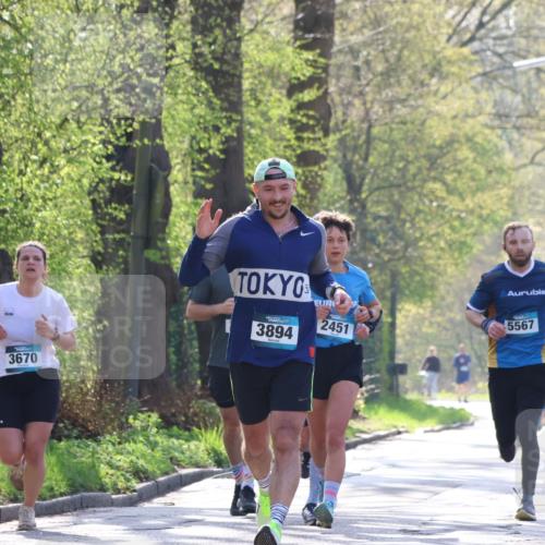 12.04.2026 - 45. Internationalen Wilhelmsburger Insellauf Yannick Fuchs http://msf.ph/oto/9484735 12.04.2026 10:27:17 Laufen 3670, 3894, 2451, 5567 meine-sportfotos.de