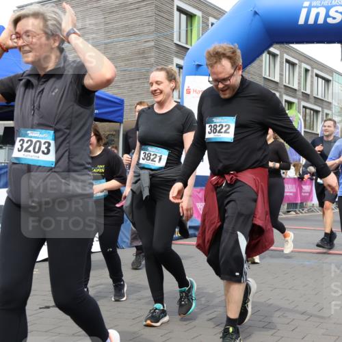 12.04.2026 - 45. Internationalen Wilhelmsburger Insellauf Strokosch-Dieckow http://msf.ph/oto/9484776 12.04.2026 13:21:00 Ziel 3822, 3821, 4999, 4803, 2224, 4223, 4224, 4954, 5258, 3284 meine-sportfotos.de