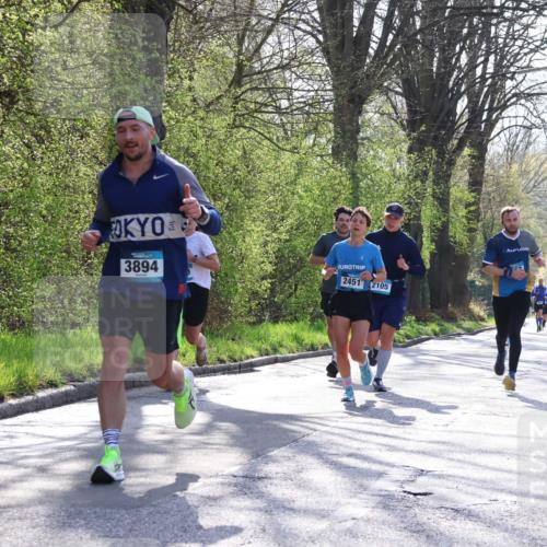 12.04.2026 - 45. Internationalen Wilhelmsburger Insellauf Yannick Fuchs http://msf.ph/oto/9484790 12.04.2026 10:27:21 Laufen 3894, 2451, 2105 meine-sportfotos.de