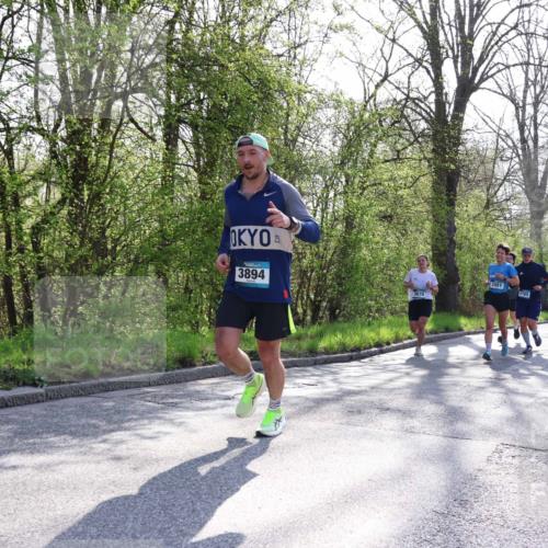 12.04.2026 - 45. Internationalen Wilhelmsburger Insellauf Yannick Fuchs http://msf.ph/oto/9484808 12.04.2026 10:27:22 Laufen 3894, 3670, 2451, 2105, 5567 meine-sportfotos.de