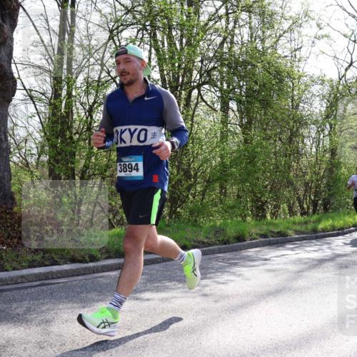12.04.2026 - 45. Internationalen Wilhelmsburger Insellauf Yannick Fuchs http://msf.ph/oto/9484812 12.04.2026 10:27:23 Laufen 3894, 3670, 245, 2105 meine-sportfotos.de