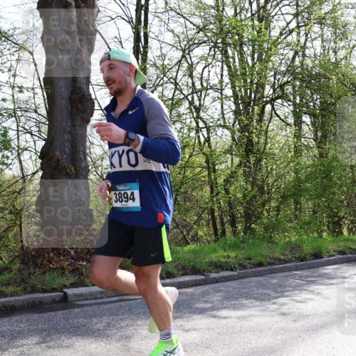 12.04.2026 - 45. Internationalen Wilhelmsburger Insellauf Yannick Fuchs http://msf.ph/oto/9484815 12.04.2026 10:27:23 Laufen 3894, 3670 meine-sportfotos.de