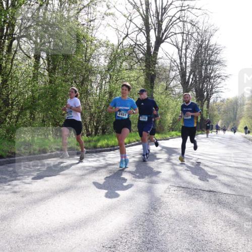 12.04.2026 - 45. Internationalen Wilhelmsburger Insellauf Yannick Fuchs http://msf.ph/oto/9484824 12.04.2026 10:27:24 Laufen 6670, 2451, 2105, 5567 meine-sportfotos.de