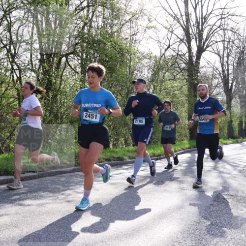 12.04.2026 - 45. Internationalen Wilhelmsburger Insellauf Yannick Fuchs http://msf.ph/oto/9484835 12.04.2026 10:27:25 Laufen 2451, 70, 2105, 2444, 55 meine-sportfotos.de