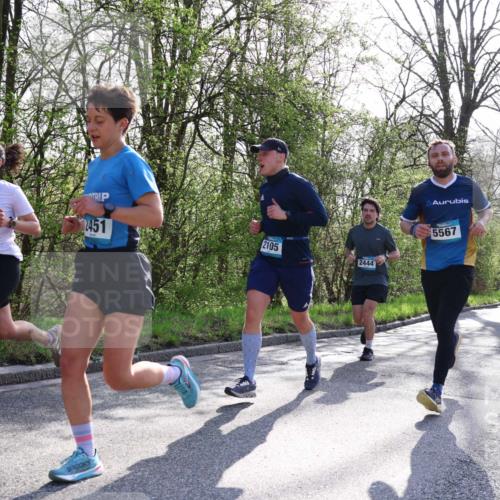 12.04.2026 - 45. Internationalen Wilhelmsburger Insellauf Yannick Fuchs http://msf.ph/oto/9484839 12.04.2026 10:27:25 Laufen 3670, 451, 2105, 2444, 5567 meine-sportfotos.de
