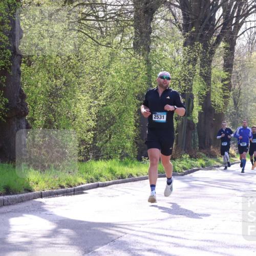 12.04.2026 - 45. Internationalen Wilhelmsburger Insellauf Yannick Fuchs http://msf.ph/oto/9484863 12.04.2026 10:27:28 Laufen 2531, 5251, 2605, 2375, 3087 meine-sportfotos.de