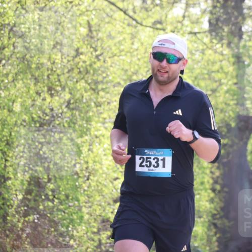 12.04.2026 - 45. Internationalen Wilhelmsburger Insellauf Yannick Fuchs http://msf.ph/oto/9484880 12.04.2026 10:27:29 Laufen 2531 meine-sportfotos.de