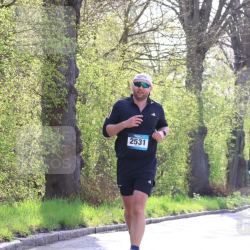 12.04.2026 - 45. Internationalen Wilhelmsburger Insellauf Yannick Fuchs http://msf.ph/oto/9484887 12.04.2026 10:27:30 Laufen 2531, 1975 meine-sportfotos.de