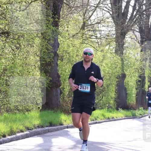 12.04.2026 - 45. Internationalen Wilhelmsburger Insellauf Yannick Fuchs http://msf.ph/oto/9484890 12.04.2026 10:27:30 Laufen 2531 meine-sportfotos.de