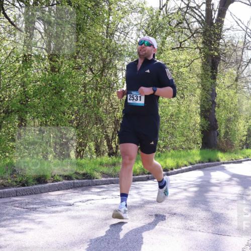 12.04.2026 - 45. Internationalen Wilhelmsburger Insellauf Yannick Fuchs http://msf.ph/oto/9484913 12.04.2026 10:27:32 Laufen 2531 meine-sportfotos.de