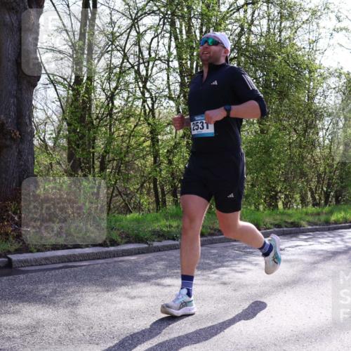 12.04.2026 - 45. Internationalen Wilhelmsburger Insellauf Yannick Fuchs http://msf.ph/oto/9484925 12.04.2026 10:27:33 Laufen 2531 meine-sportfotos.de