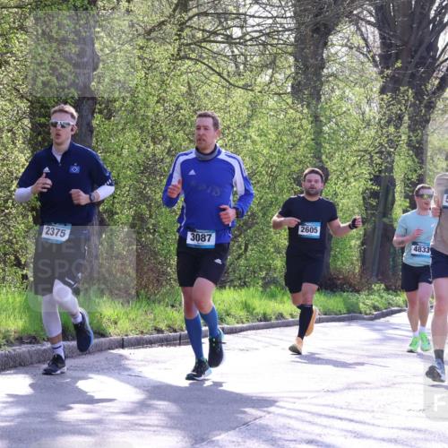 12.04.2026 - 45. Internationalen Wilhelmsburger Insellauf Yannick Fuchs http://msf.ph/oto/9484942 12.04.2026 10:27:37 Laufen 2605, 3087, 2375, 5251, 4833, 202 meine-sportfotos.de