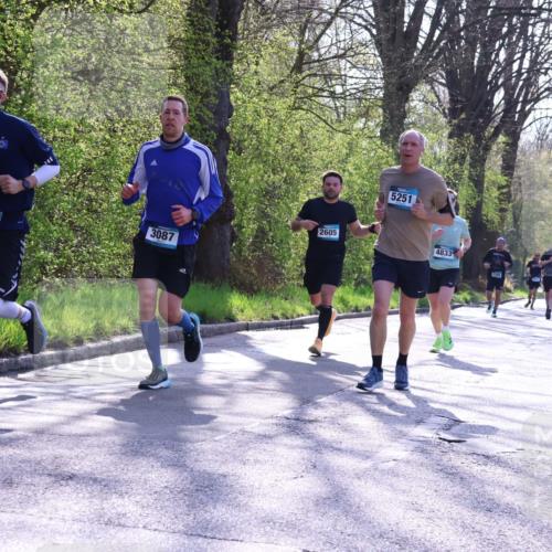 12.04.2026 - 45. Internationalen Wilhelmsburger Insellauf Yannick Fuchs http://msf.ph/oto/9484963 12.04.2026 10:27:38 Laufen 2375, 3087, 2605, 5251, 4833 meine-sportfotos.de