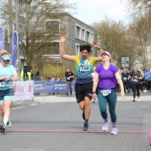 12.04.2026 - 45. Internationalen Wilhelmsburger Insellauf Strokosch-Dieckow http://msf.ph/oto/9484968 12.04.2026 13:20:46 Ziel 2431, 4121, 5308 meine-sportfotos.de