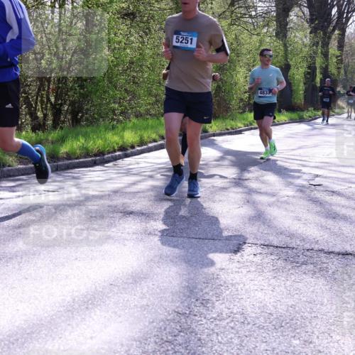 12.04.2026 - 45. Internationalen Wilhelmsburger Insellauf Yannick Fuchs http://msf.ph/oto/9484979 12.04.2026 10:27:40 Laufen 3087, 5251, 4833 meine-sportfotos.de