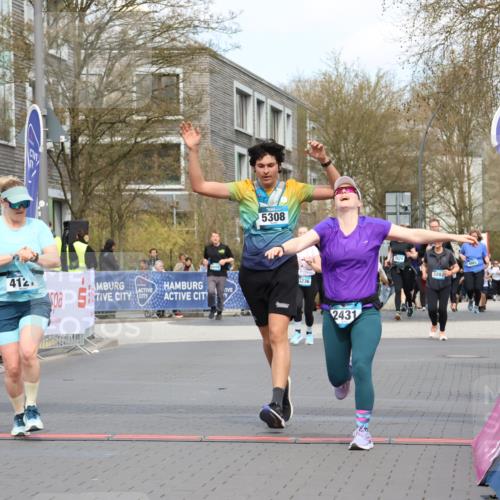 12.04.2026 - 45. Internationalen Wilhelmsburger Insellauf Strokosch-Dieckow http://msf.ph/oto/9484985 12.04.2026 13:20:46 Ziel 2431, 4121, 5308 meine-sportfotos.de