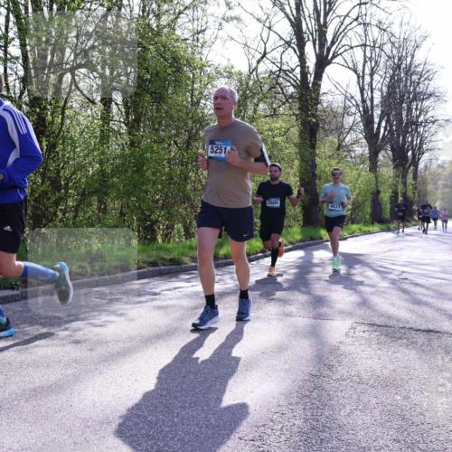 12.04.2026 - 45. Internationalen Wilhelmsburger Insellauf Yannick Fuchs http://msf.ph/oto/9484988 12.04.2026 10:27:40 Laufen 3087, 5251, 2605, 4833 meine-sportfotos.de
