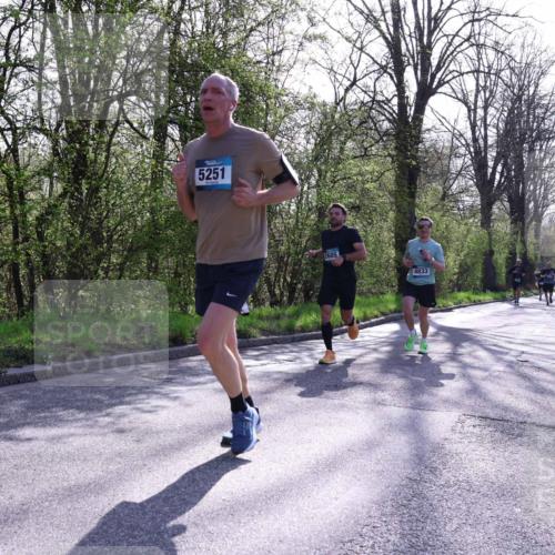 12.04.2026 - 45. Internationalen Wilhelmsburger Insellauf Yannick Fuchs http://msf.ph/oto/9484993 12.04.2026 10:27:41 Laufen 5251, 2605, 4833 meine-sportfotos.de