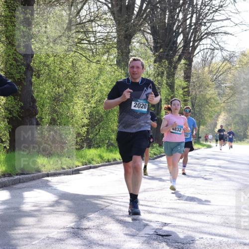 12.04.2026 - 45. Internationalen Wilhelmsburger Insellauf Yannick Fuchs http://msf.ph/oto/9485027 12.04.2026 10:27:46 Laufen 2020, 3386, 4832, 182 meine-sportfotos.de