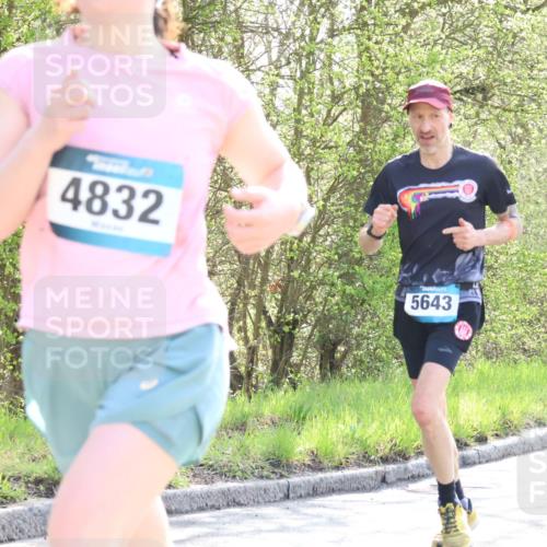 12.04.2026 - 45. Internationalen Wilhelmsburger Insellauf Yannick Fuchs http://msf.ph/oto/9485066 12.04.2026 10:27:50 Laufen 4832, 5643 meine-sportfotos.de