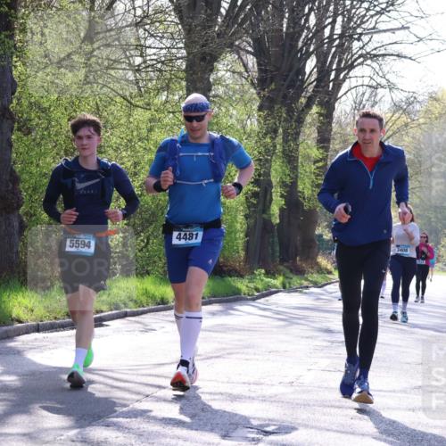12.04.2026 - 45. Internationalen Wilhelmsburger Insellauf Yannick Fuchs http://msf.ph/oto/9485076 12.04.2026 10:34:17 Laufen 5594, 4481, 3408 meine-sportfotos.de