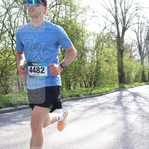 12.04.2026 - 45. Internationalen Wilhelmsburger Insellauf Yannick Fuchs http://msf.ph/oto/9485090 12.04.2026 10:27:52 Laufen 4482 meine-sportfotos.de