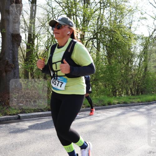 12.04.2026 - 45. Internationalen Wilhelmsburger Insellauf Yannick Fuchs http://msf.ph/oto/9485097 12.04.2026 10:46:25 Laufen 4577 meine-sportfotos.de