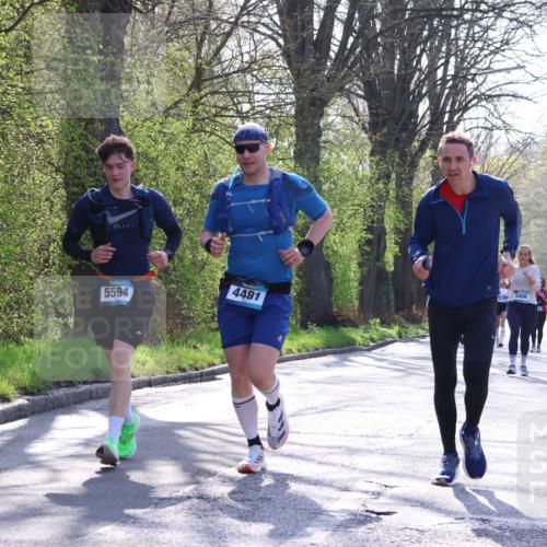 12.04.2026 - 45. Internationalen Wilhelmsburger Insellauf Yannick Fuchs http://msf.ph/oto/9485106 12.04.2026 10:34:18 Laufen 4481, 5594, 3408 meine-sportfotos.de