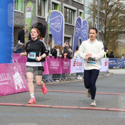 12.04.2026 - 45. Internationalen Wilhelmsburger Insellauf Strokosch-Dieckow http://msf.ph/oto/9485108 12.04.2026 13:20:36 Ziel 3448, 3449, 2894, 2888, 3898 meine-sportfotos.de