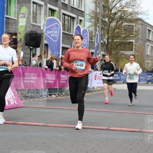 12.04.2026 - 45. Internationalen Wilhelmsburger Insellauf Strokosch-Dieckow http://msf.ph/oto/9485128 12.04.2026 13:20:33 Ziel 3448, 3449, 2894, 2888 meine-sportfotos.de