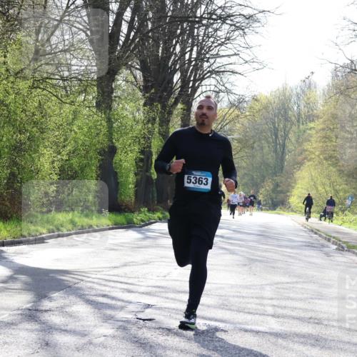 12.04.2026 - 45. Internationalen Wilhelmsburger Insellauf Yannick Fuchs http://msf.ph/oto/9485136 12.04.2026 10:27:57 Laufen 5363 meine-sportfotos.de