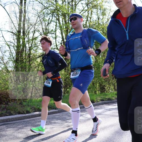 12.04.2026 - 45. Internationalen Wilhelmsburger Insellauf Yannick Fuchs http://msf.ph/oto/9485145 12.04.2026 10:34:20 Laufen 5594, 4481 meine-sportfotos.de
