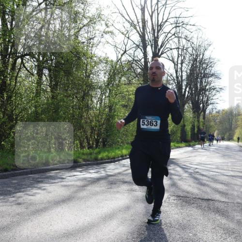 12.04.2026 - 45. Internationalen Wilhelmsburger Insellauf Yannick Fuchs http://msf.ph/oto/9485158 12.04.2026 10:27:58 Laufen 5363 meine-sportfotos.de