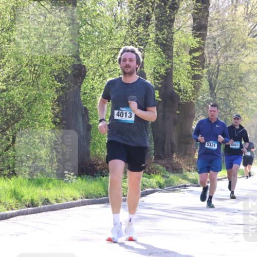 12.04.2026 - 45. Internationalen Wilhelmsburger Insellauf Yannick Fuchs http://msf.ph/oto/9485171 12.04.2026 10:28:01 Laufen 4013, 25, 4063, 5331, 3214 meine-sportfotos.de