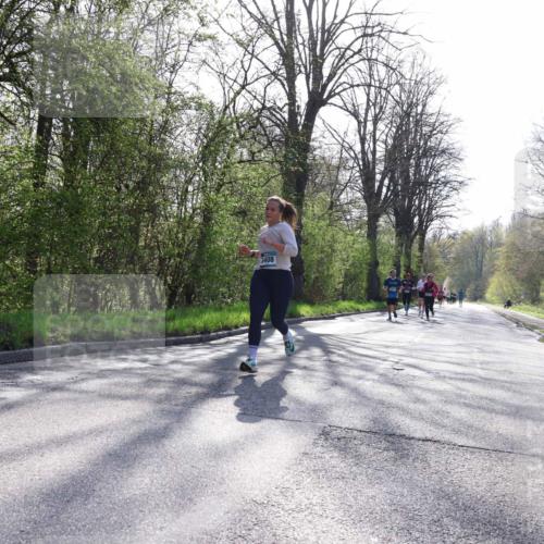 12.04.2026 - 45. Internationalen Wilhelmsburger Insellauf Yannick Fuchs http://msf.ph/oto/9485172 12.04.2026 10:34:23 Laufen 3408 meine-sportfotos.de