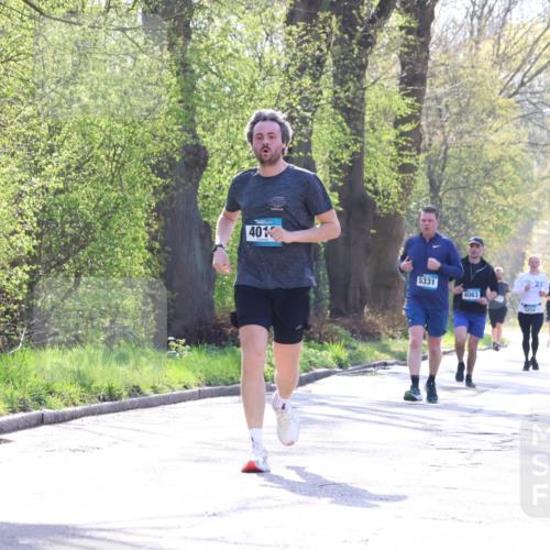 12.04.2026 - 45. Internationalen Wilhelmsburger Insellauf Yannick Fuchs http://msf.ph/oto/9485174 12.04.2026 10:28:01 Laufen 401, 5331, 4063, 1214 meine-sportfotos.de