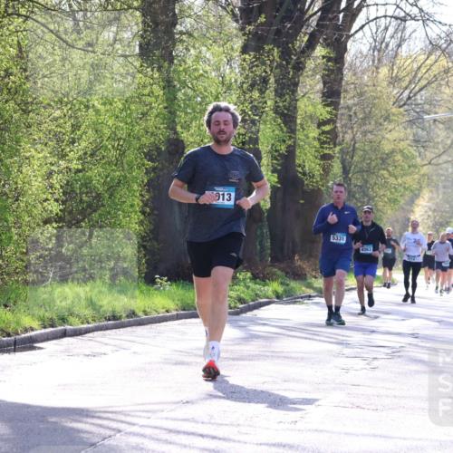 12.04.2026 - 45. Internationalen Wilhelmsburger Insellauf Yannick Fuchs http://msf.ph/oto/9485179 12.04.2026 10:28:01 Laufen 013, 5331, 4063, 1214 meine-sportfotos.de
