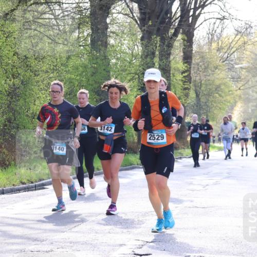 12.04.2026 - 45. Internationalen Wilhelmsburger Insellauf Yannick Fuchs http://msf.ph/oto/9485183 12.04.2026 10:46:26 Laufen 3140, 68, 3142, 2529, 3150 meine-sportfotos.de