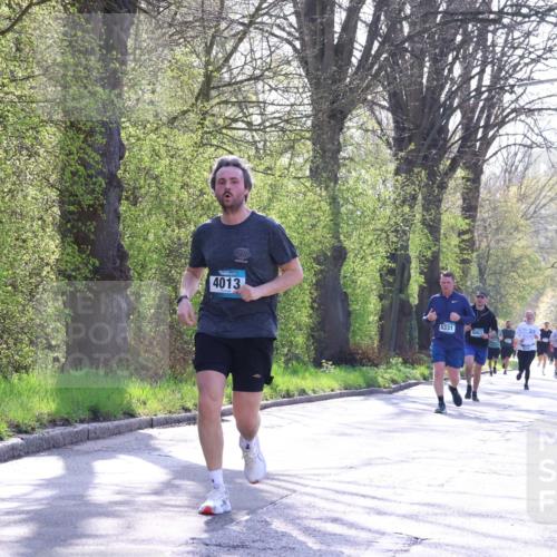 12.04.2026 - 45. Internationalen Wilhelmsburger Insellauf Yannick Fuchs http://msf.ph/oto/9485200 12.04.2026 10:28:03 Laufen 4013, 5331, 4063 meine-sportfotos.de