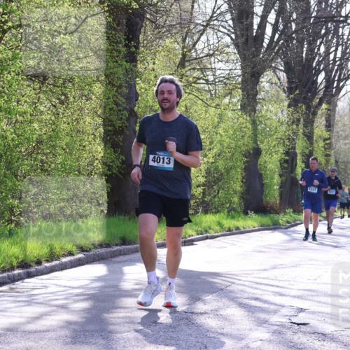 12.04.2026 - 45. Internationalen Wilhelmsburger Insellauf Yannick Fuchs http://msf.ph/oto/9485207 12.04.2026 10:28:04 Laufen 4013, 5331, 4063 meine-sportfotos.de
