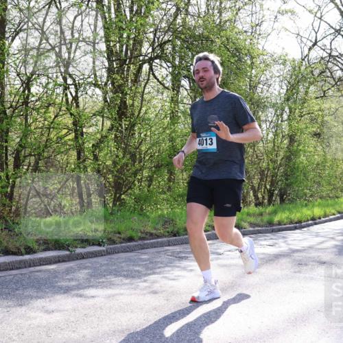 12.04.2026 - 45. Internationalen Wilhelmsburger Insellauf Yannick Fuchs http://msf.ph/oto/9485222 12.04.2026 10:28:05 Laufen 4013 meine-sportfotos.de
